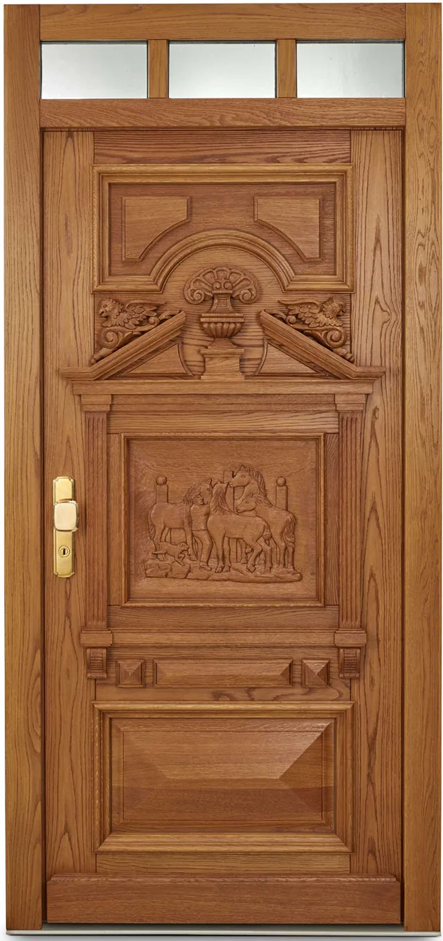 Haustür aus massiver Eiche mit geschnitzter Kassette, Giebel und Ornamenten, exakter Nachbau eines alten Vorbilds